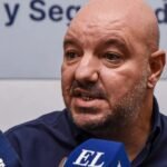 Rodrigo Alonso, secretario general de Amsafe, durante una conferencia de prensa en el marco de un reclamo salarial docente. Foto de archivo.