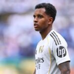 Rodrygo con la camiseta de Real Madrid en un partido oficial en el estadio Santiago Bernabéu. Foto de archivo.