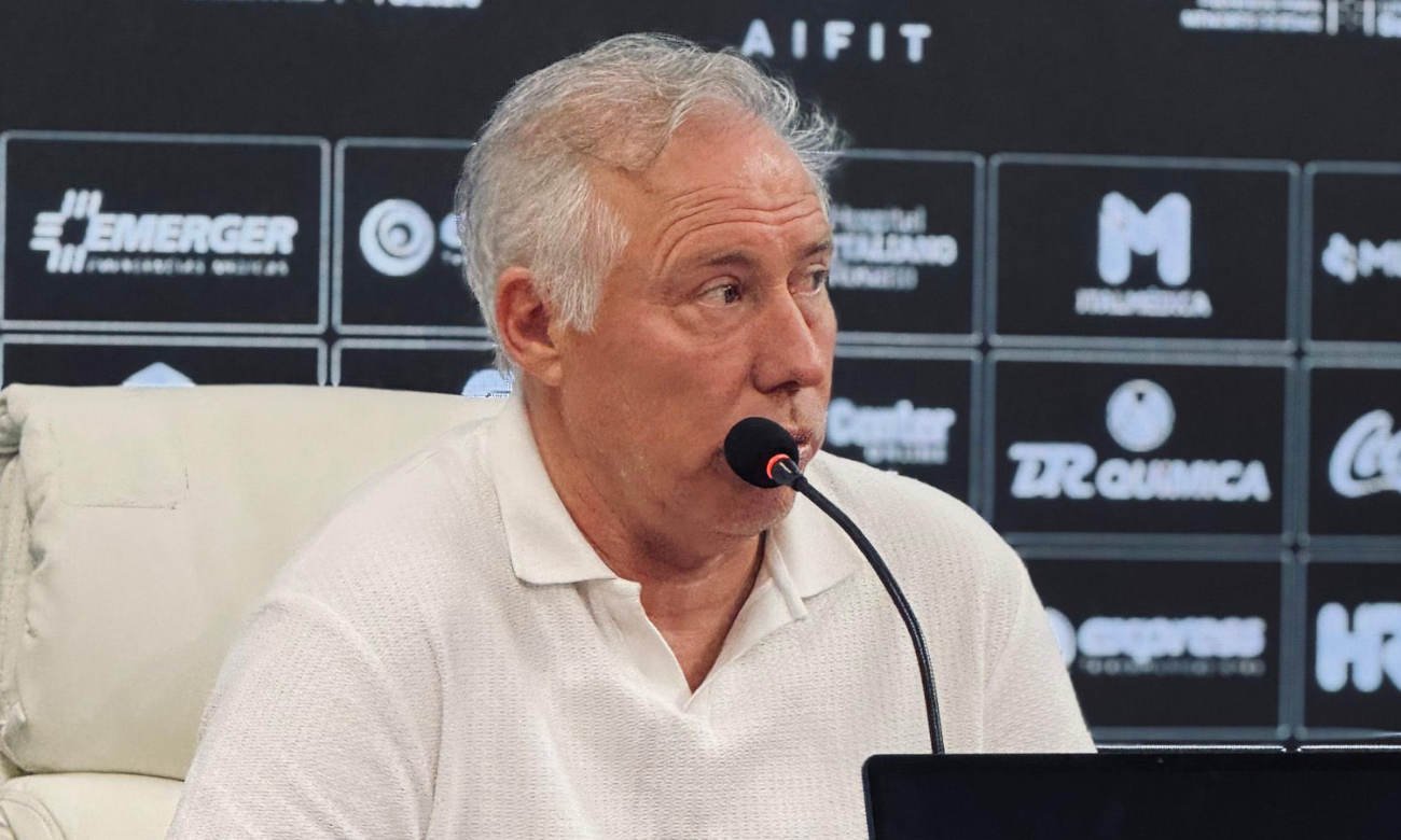 Roberto Sensini en su etapa como director deportivo de Newell’s Old Boys. Foto de archivo.