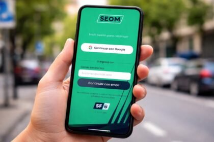 Aplicación del sistema de estacionamiento medido SEOM en funcionamiento en el microcentro de la ciudad de Santa Fe.
