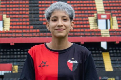 Tiara Lemos integraba las divisiones del fútbol femenino del Club Atlético Colón.