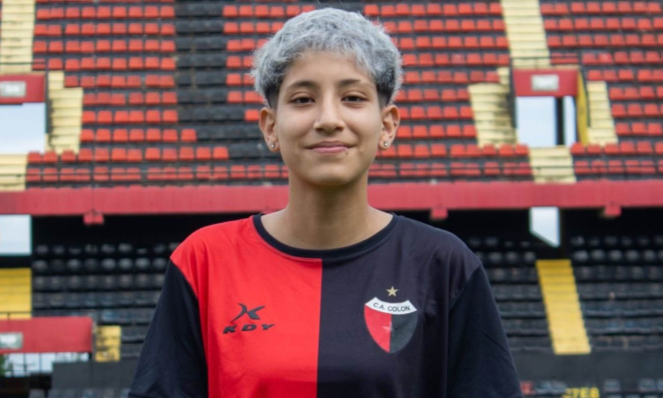Tiara Lemos integraba las divisiones del fútbol femenino del Club Atlético Colón.