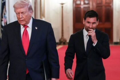 Lionel Messi durante una visita institucional junto al plantel del Inter Miami en la Casa Blanca.