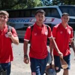 Jugadores de Unión arriban a Avellaneda en la previa del partido frente a Independiente por el Torneo Apertura. Foto: Prensa Unión.