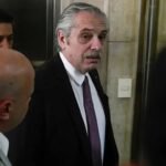 Alberto Fernández en los pasillos judiciales, durante una de sus comparecencias ante la Justicia.