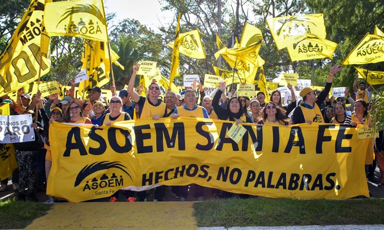 Movilización de trabajadores de ASOEM en reclamo de derechos laborales y mejoras en las condiciones de trabajo. Foto de archivo.