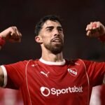 Gabriel Ávalos celebra un gol con la camiseta de Independiente durante un partido oficial. Foto: archivo.