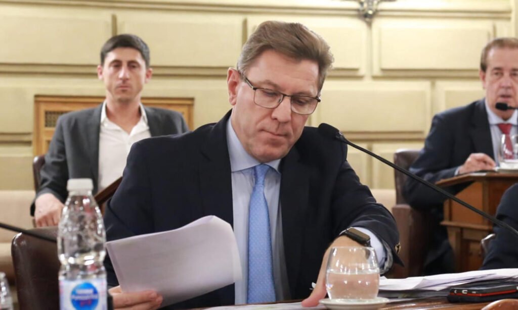El senador provincial Rodrigo Borla en una imagen de archivo, durante una actividad legislativa en la provincia de Santa Fe.