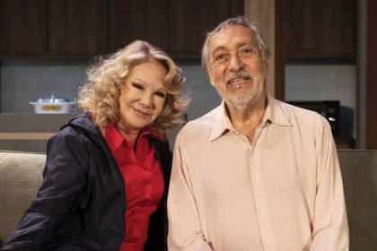 Luis Brandoni y Soledad Silveyra, dos figuras emblemáticas del teatro y la escena argentina, en una imagen compartida de su extensa trayectoria artística. Foto de archivo.