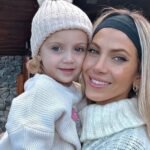 Cande Ruggeri junto a su hija Vita en una imagen familiar compartida en redes sociales.