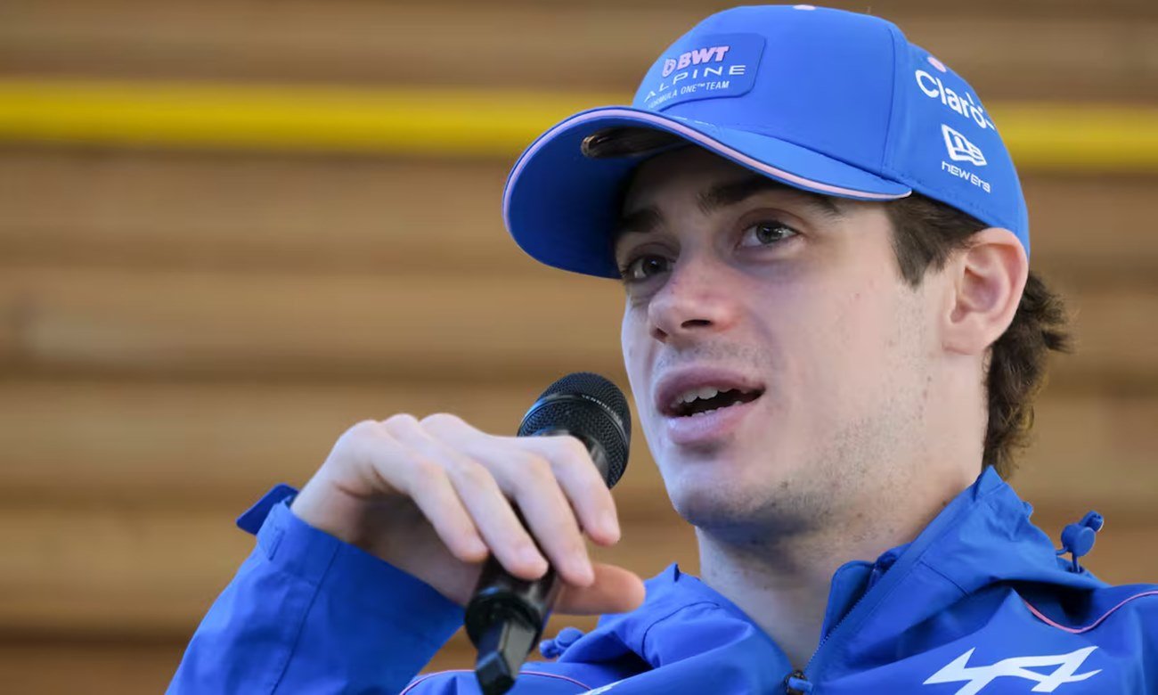 Franco Colapinto durante una actividad oficial vinculada al automovilismo internacional. Foto de archivo.