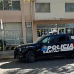 Operativo policial en inmediaciones de un establecimiento educativo tras una amenaza. Foto de archivo