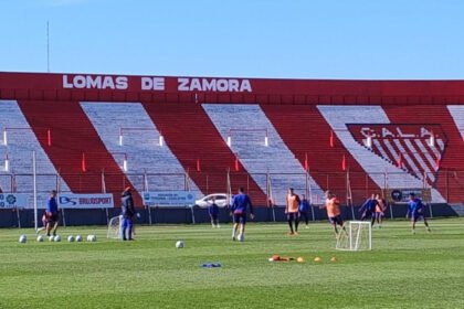 Vista general del estadio Eduardo Gallardón en la previa de un partido oficial.