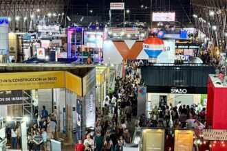 Expositores, empresas y público recorren la edición 2026 de Expocon en la Estación Belgrano, uno de los principales encuentros de la construcción en el interior del país.