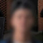 Imagen borrosa del influencer investigado, captada durante el avance de la causa judicial en la ciudad de Santa Fe.