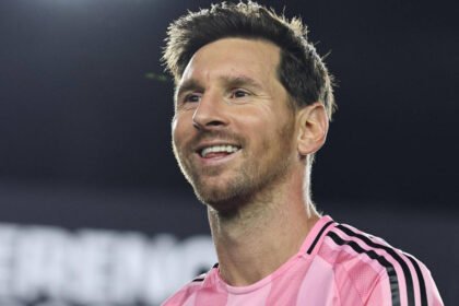 Lionel Messi con la camiseta del Inter Miami durante un partido oficial. Foto de archivo.