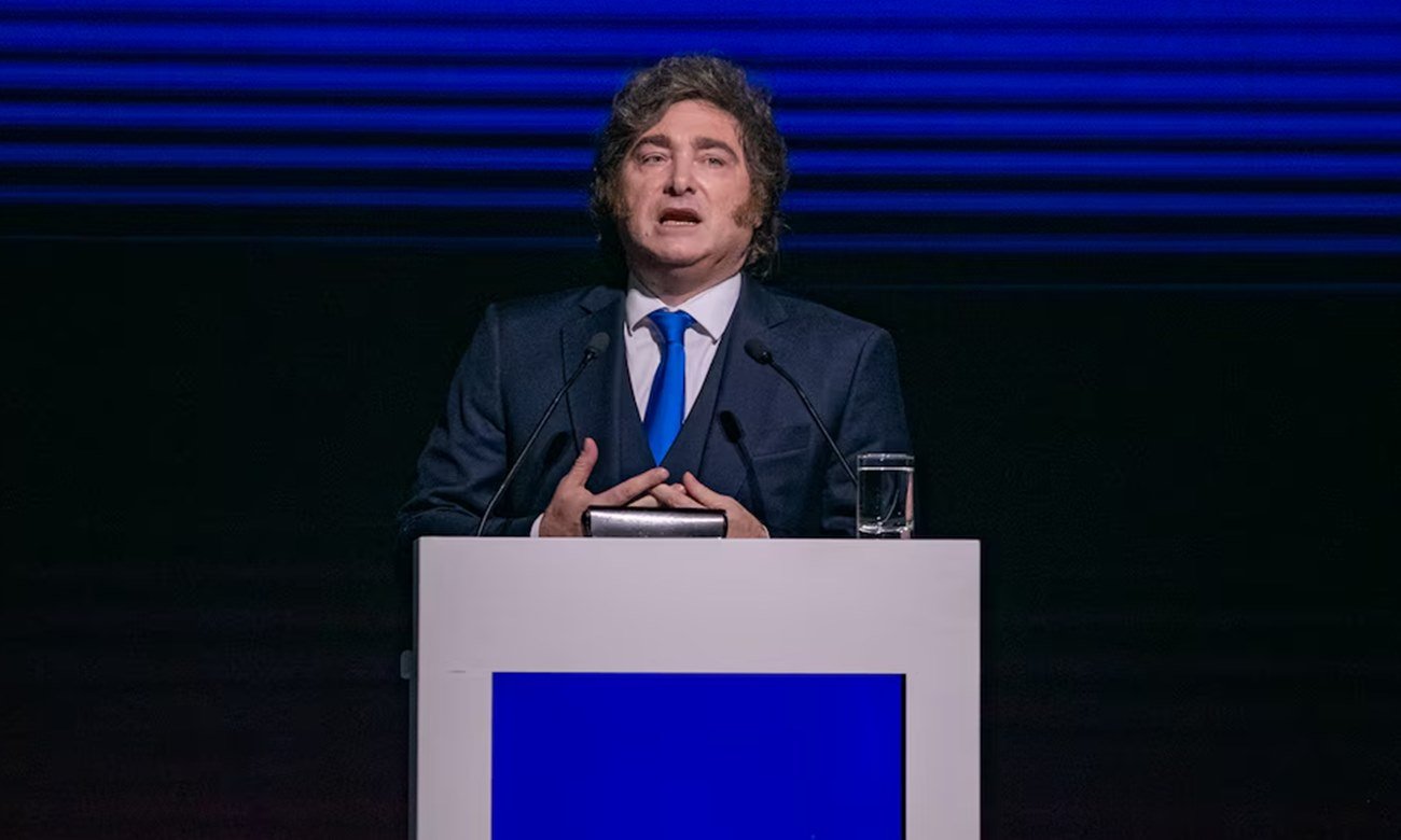 El presidente Javier Milei durante una exposición oficial, en la que abordó la situación económica del país y defendió el rumbo de su política monetaria y fiscal. Foto: archivo.