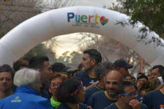 Corredores participan de la Maratón Batalla Punta Quebracho 2025 en Puerto General San Martín, una competencia que convoca a atletas de élite y aficionados. Foto de archivo.