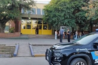 Escuela Nº 40 “Mariano Moreno” de San Cristóbal, escenario del ataque ocurrido el 30 de marzo. Foto de archivo.