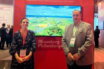 El intendente Juan Pablo Poletti durante su participación en Bloomberg CityLab en Madrid, en el marco de la agenda internacional de Santa Fe sobre innovación urbana y acción climática.