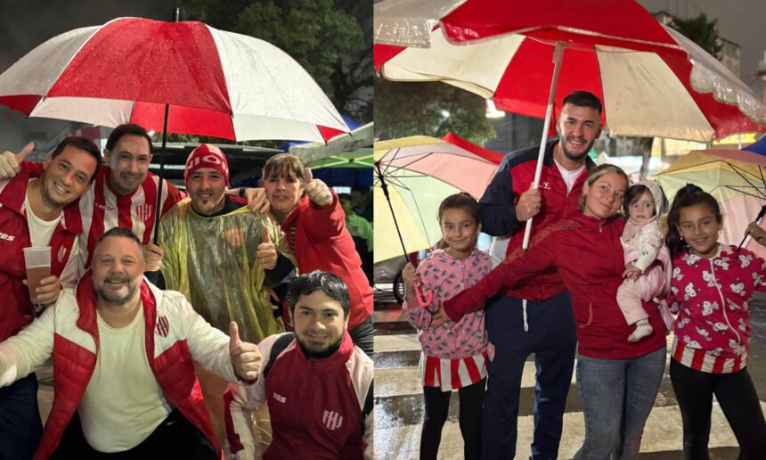 Hinchas de Unión de Santa Fe durante la vigilia por el 119° aniversario del club, en una noche marcada por la lluvia y la pasión rojiblanca. Foto: gentileza.