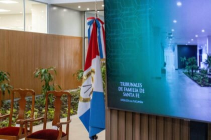 Tribunal de Familia de la ciudad de Santa Fe, ámbito donde se tramitan causas vinculadas a niñez, vínculos familiares y derechos de las personas. Foto de archivo.