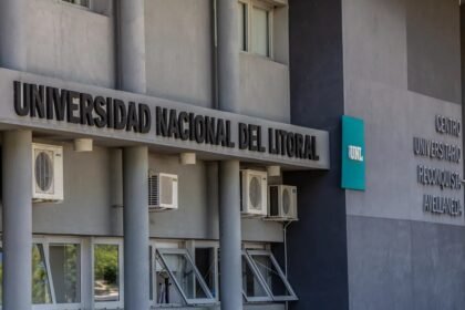 Vista de una sede de la Universidad Nacional del Litoral en Santa Fe. Foto de archivo.