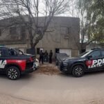 Vivienda ubicada sobre calle Ángel Cassanello al 4100, en barrio Villa Hipódromo, donde la Policía de Investigaciones realizó un allanamiento en el marco de una causa por microtráfico.
