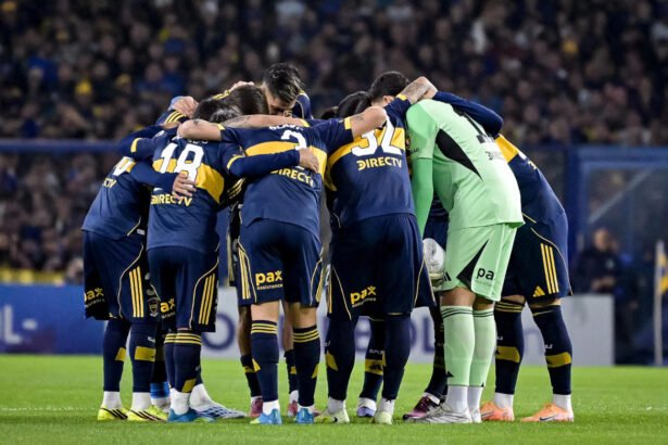 Jugadores de Boca durante un partido en La Bombonera por competencias internacionales. Foto de archivo.