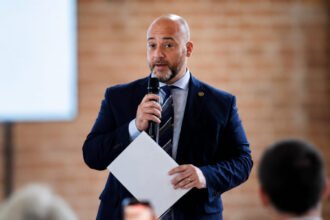 Sergio Basile, presidente del Concejo Municipal de Santa Fe, durante una actividad institucional. Foto de archivo.
