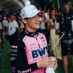 : Franco Colapinto durante una jornada oficial de Fórmula 1 con Alpine, en plena actividad dentro del paddock de la Máxima.