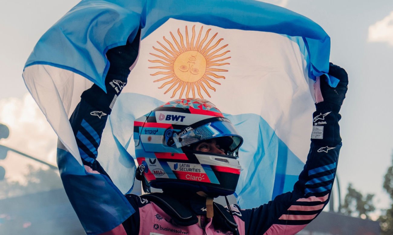 Franco Colapinto y el orgullo argentino en una imagen que refleja el acompañamiento de los fanáticos. Foto de archivo.