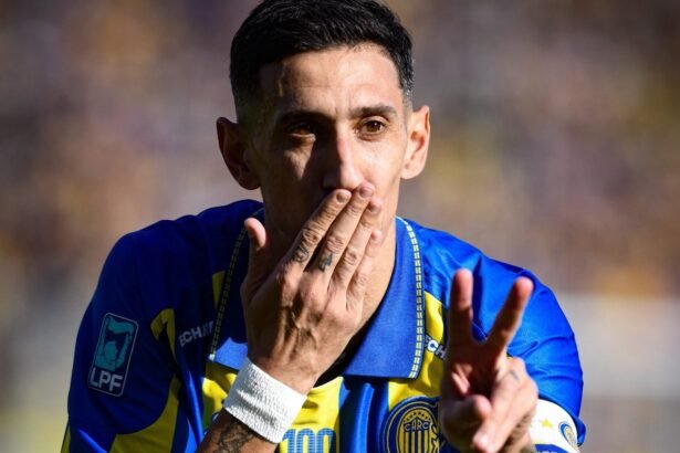 Ángel Di María celebra un gol con la camiseta de Rosario Central. Foto de archivo.
