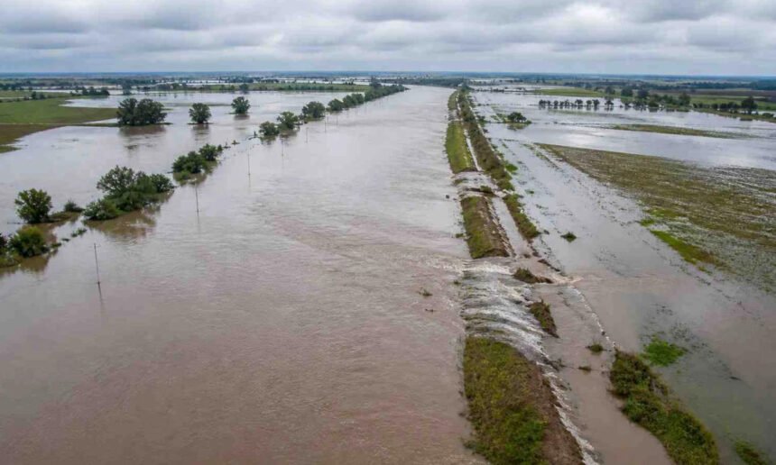 Campos anegados en distintas zonas de la provincia de Santa Fe tras intensas lluvias registradas durante temporales recientes. Foto de archivo