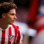 Julián Álvarez durante un partido oficial con la camiseta del Atlético de Madrid. Foto: archivo.