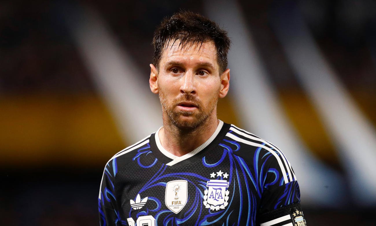 Lionel Messi durante un partido con la Selección argentina. El capitán albiceleste se prepara para disputar una nueva Copa del Mundo. Foto: archivo.