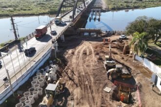 Trabajos en marcha sobre la estructura del nuevo puente que conectará Santa Fe y Santo Tomé. Foto: archivo/Gobierno de Santa Fe.