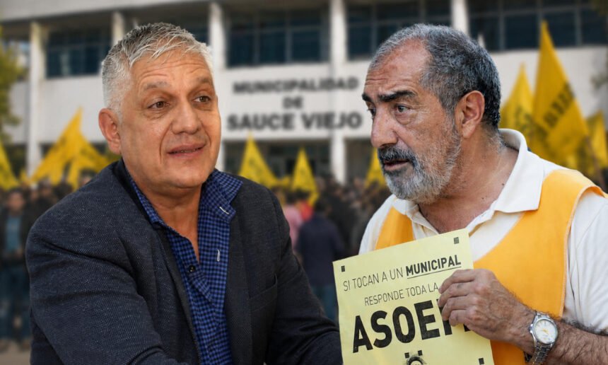 El intendente Mario Papaleo y el secretario general de ASOEM, Juan Ramón Medina, en una imagen de archivo vinculada al conflicto gremial en Sauce Viejo.