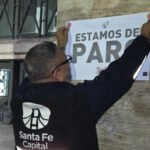 Trabajadores municipales nucleados en ASOEM durante una jornada de protesta y reclamo sindical. Foto de archivo.