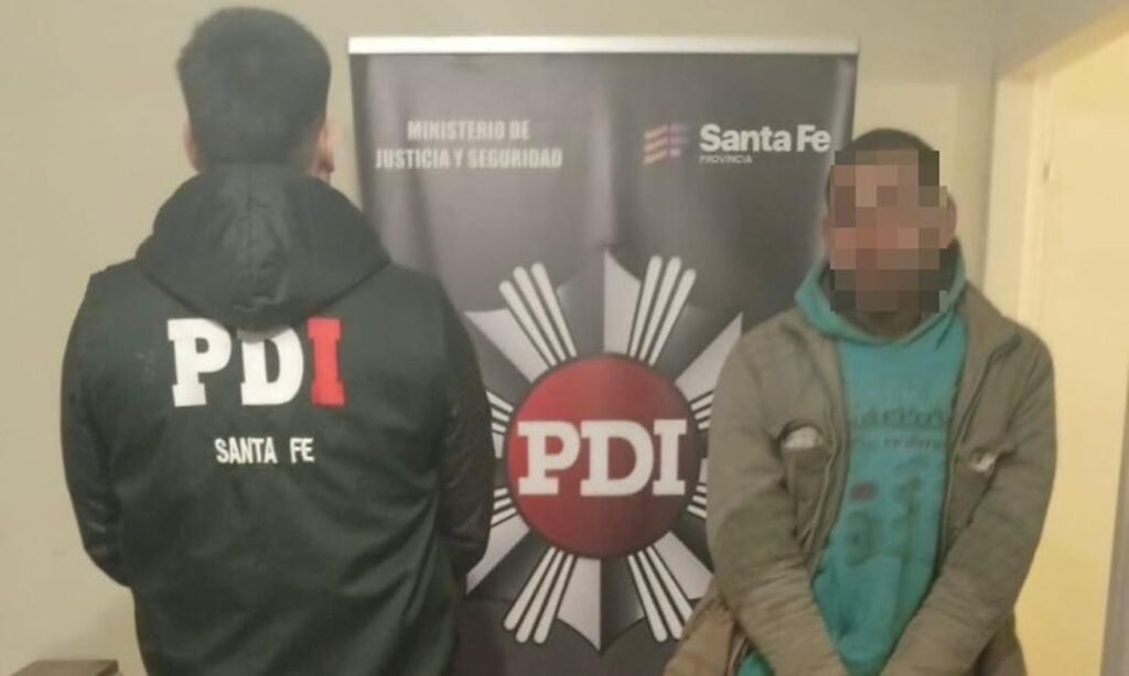 El hombre fue detenido por personal de la PDI en el marco de la investigación por el robo millonario ocurrido en Colastiné. Foto: gentileza Policía de Investigaciones.