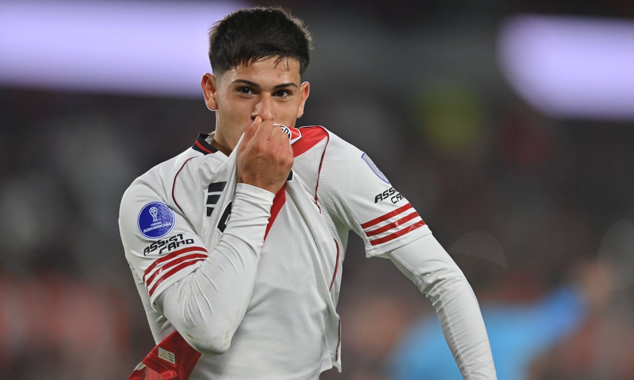 Lautaro Pereyra celebra un gol con la camiseta de River durante un partido oficial en el estadio Monumental. Foto de archivo.
