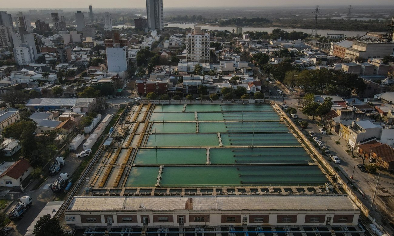 Actual planta potabilizadora de agua de Santa Fe, infraestructura central para el suministro de agua potable en la capital provincial. Foto de archivo.
