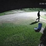 Presunto delincuente captado por una cámara de seguridad en la zona de countries de Santo Tomé. Foto gentileza.