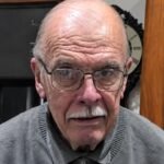 Carlos María Ezpeleta, de 79 años, es buscado intensamente tras desaparecer durante la madrugada en la ciudad de Santa Fe.