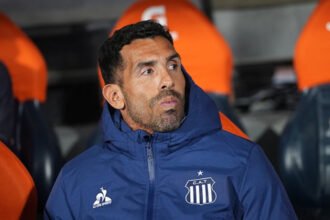 Carlos Tévez durante un partido de Talleres en el Torneo Apertura. Foto de archivo.