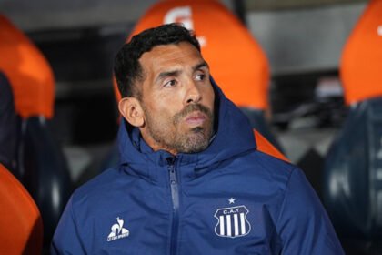 Carlos Tévez durante un partido de Talleres en el Torneo Apertura. Foto de archivo.