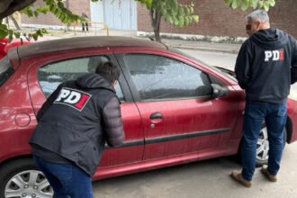 El automóvil recuperado por la Policía de Investigaciones en la ciudad de Santa Fe tenía un pedido de secuestro vigente por una causa de robo iniciada en Buenos Aires.