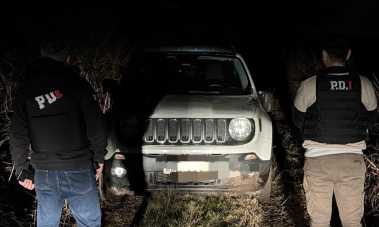 Efectivos de la Policía de Investigaciones realizaron tareas operativas y periciales que permitieron recuperar una camioneta denunciada como robada en la provincia de Santa Fe.