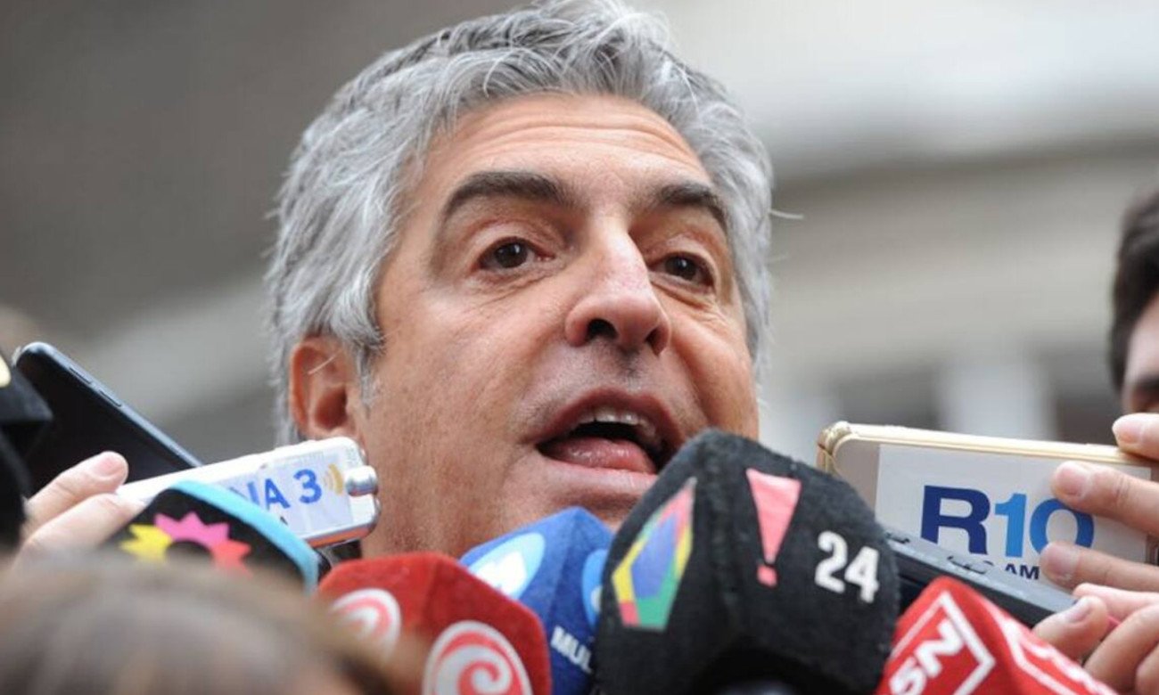El abogado Gregorio Dalbón brinda declaraciones a medios de comunicación. Foto: archivo.
