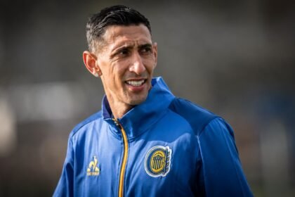 El campeón del mundo Ángel Di María durante un entrenamiento con la camiseta de Rosario Central. Foto de archivo.